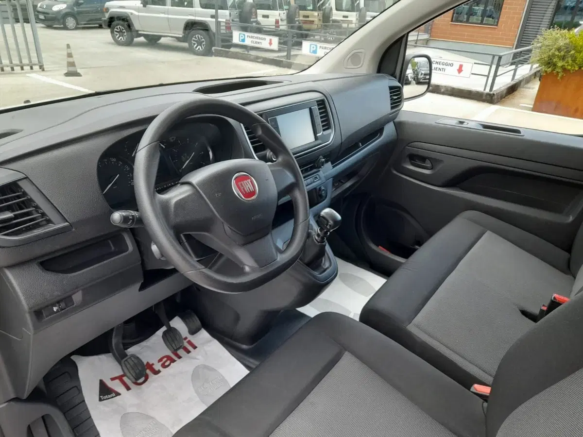 Fiat Scudo Furgone usata a L'Aquila (12)