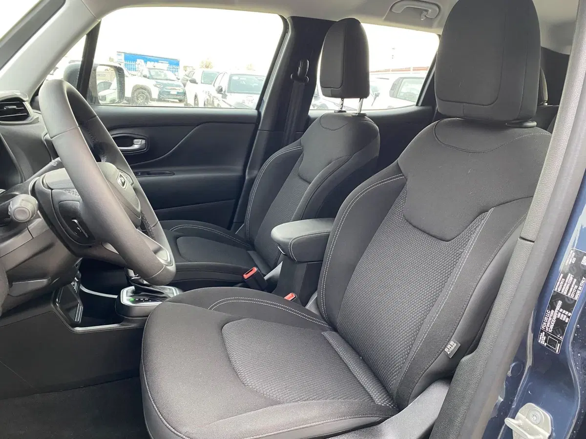 Jeep Renegade usata a Milano (10)