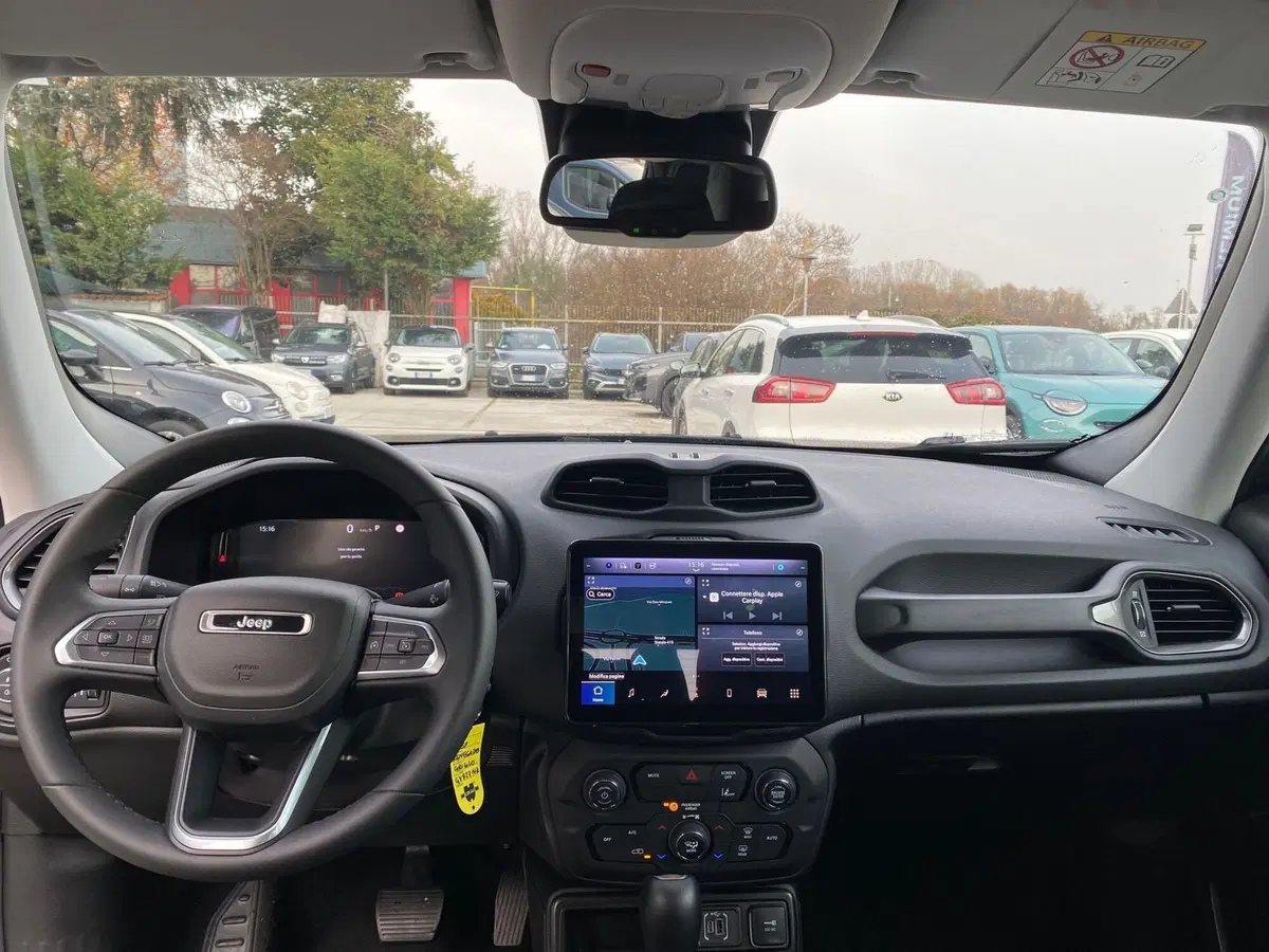 Jeep Renegade usata a Milano (11)