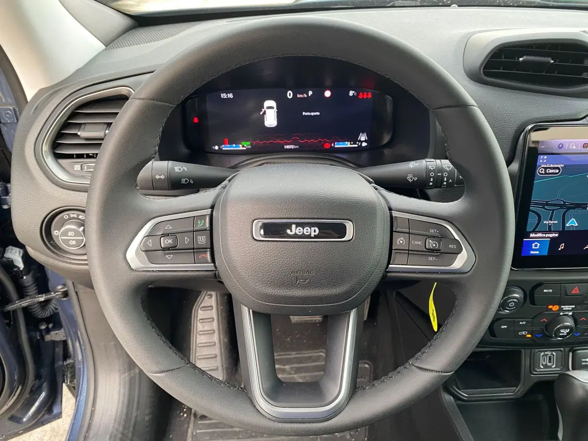 Jeep Renegade usata a Milano (12)