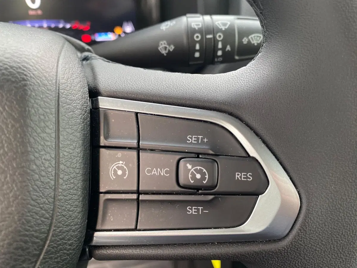 Jeep Renegade usata a Milano (16)