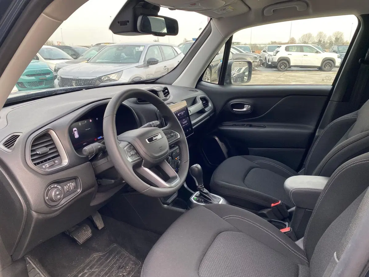 Jeep Renegade usata a Milano (9)