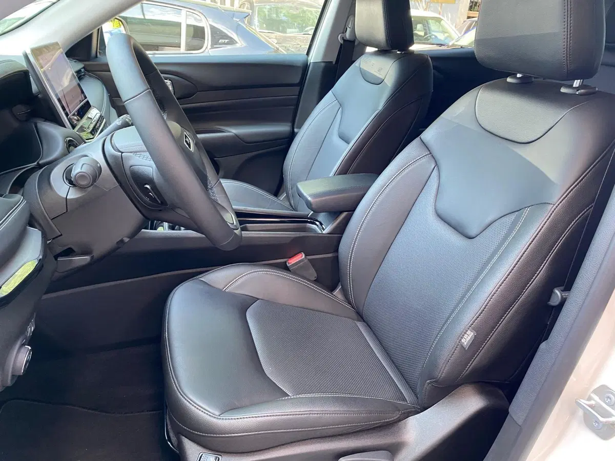 Jeep Compass usata a Milano (17)