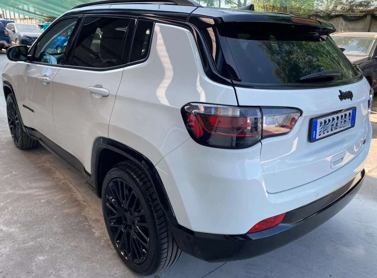 Jeep Compass usata a Milano (3)