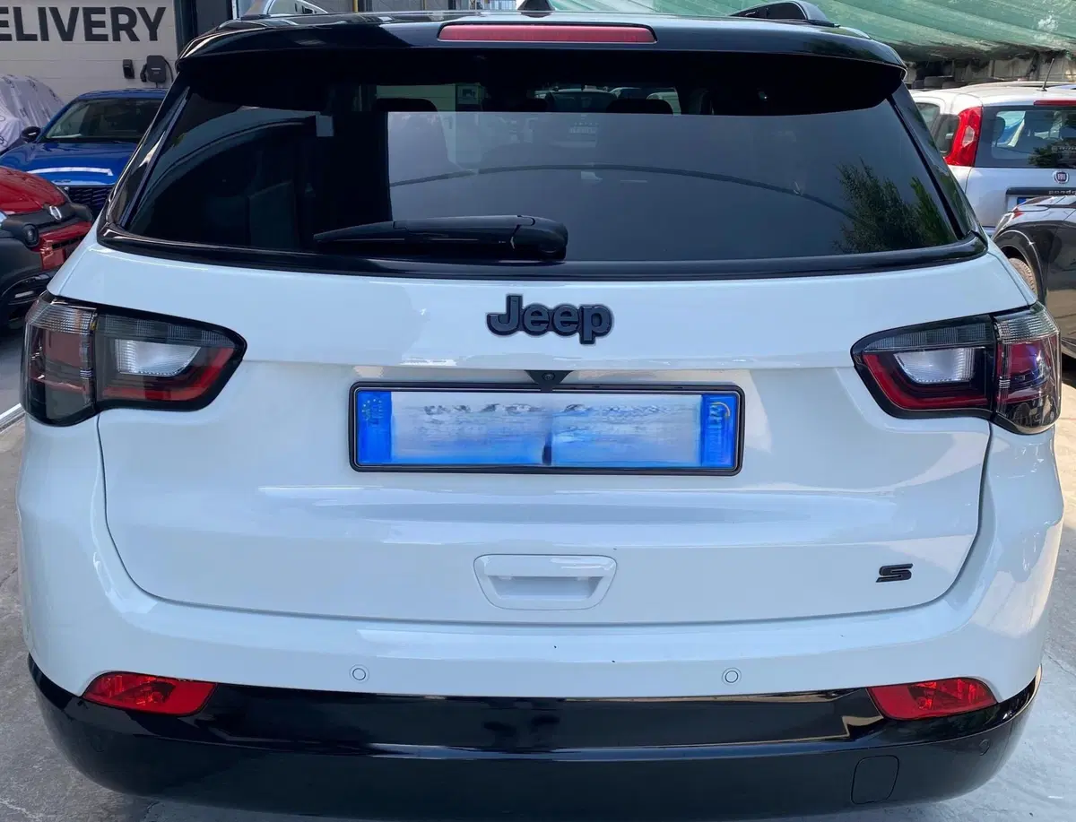 Jeep Compass usata a Milano (4)