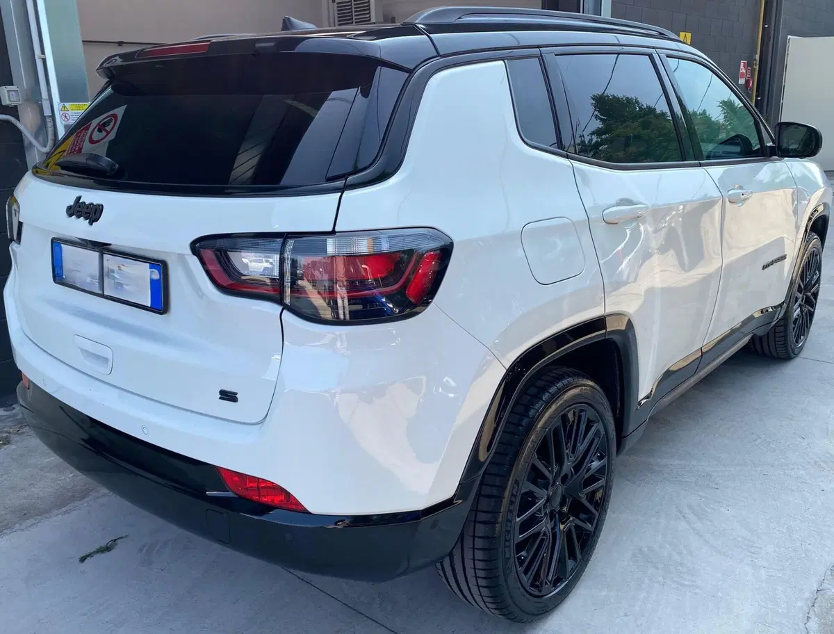 Jeep Compass usata a Milano (5)