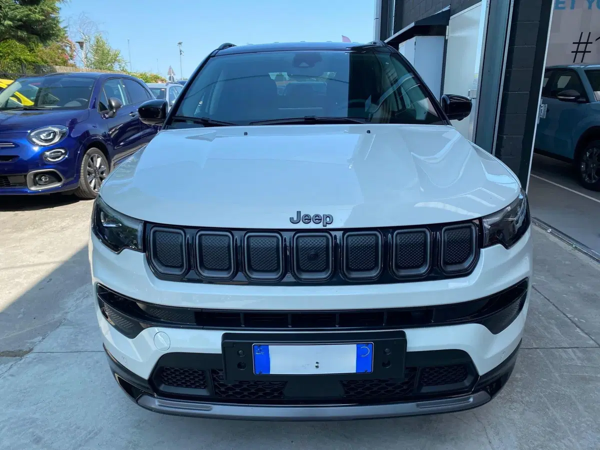 Jeep Compass usata a Milano (8)