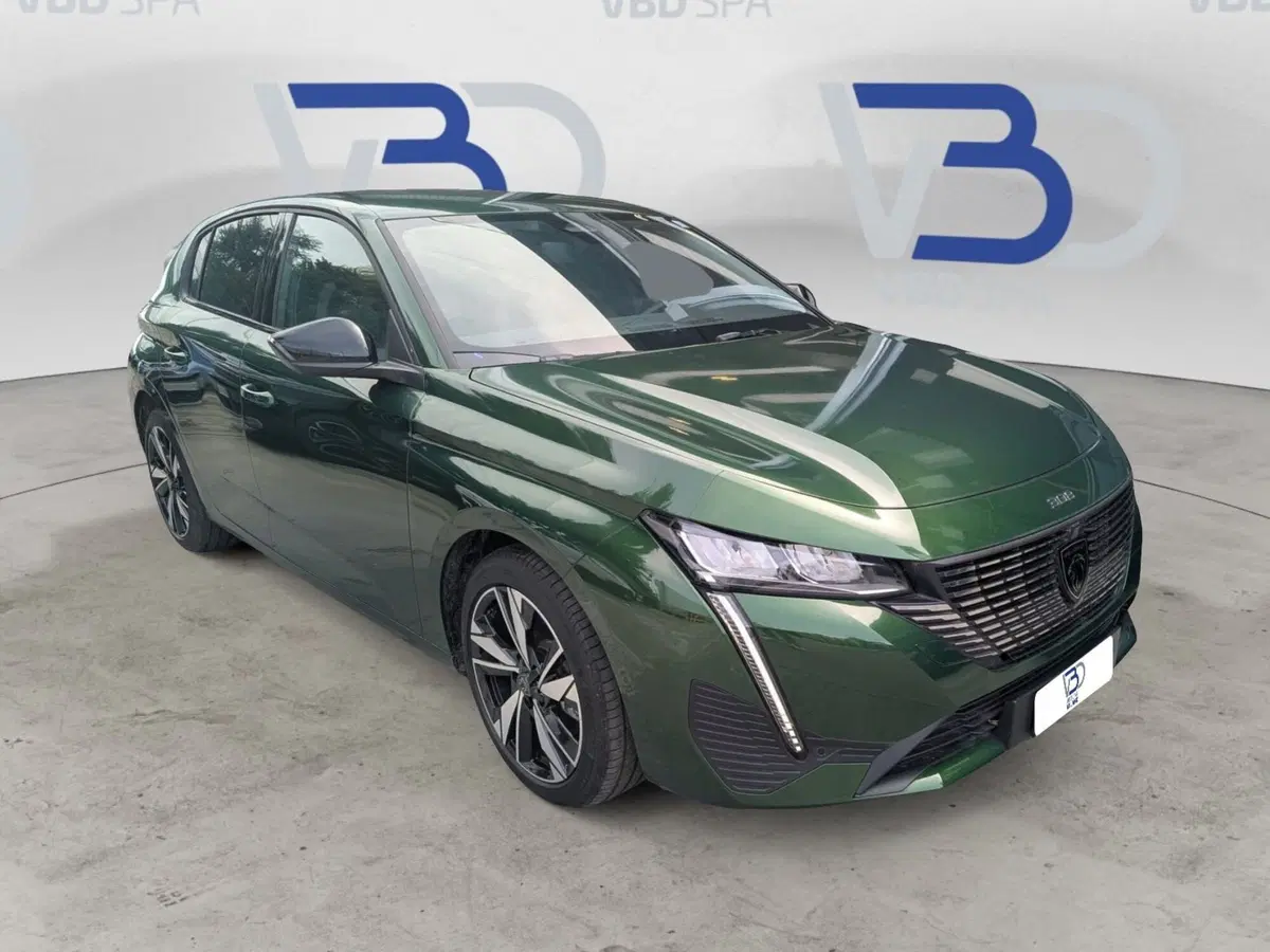 Peugeot 308 nuova a Milano (5)