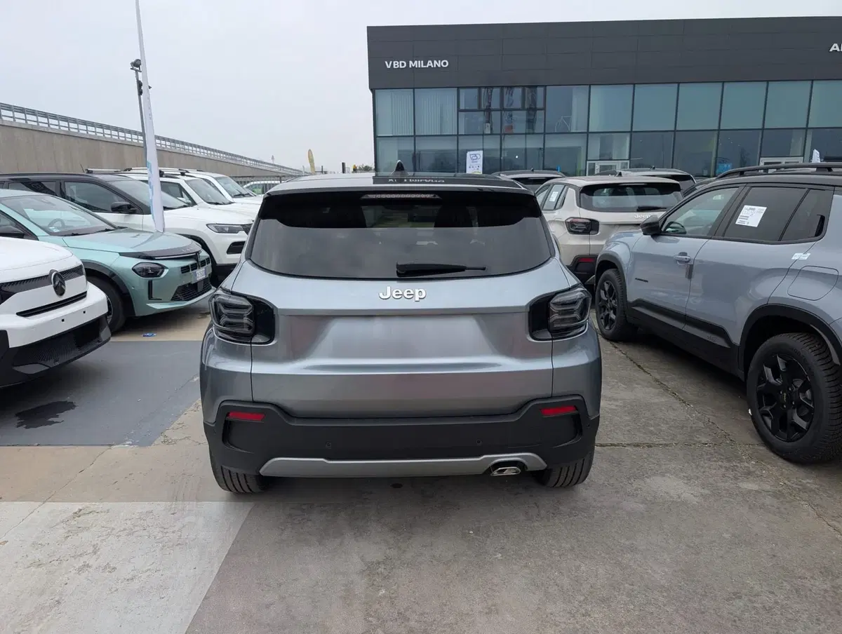 Jeep Avenger usata a Milano (3)