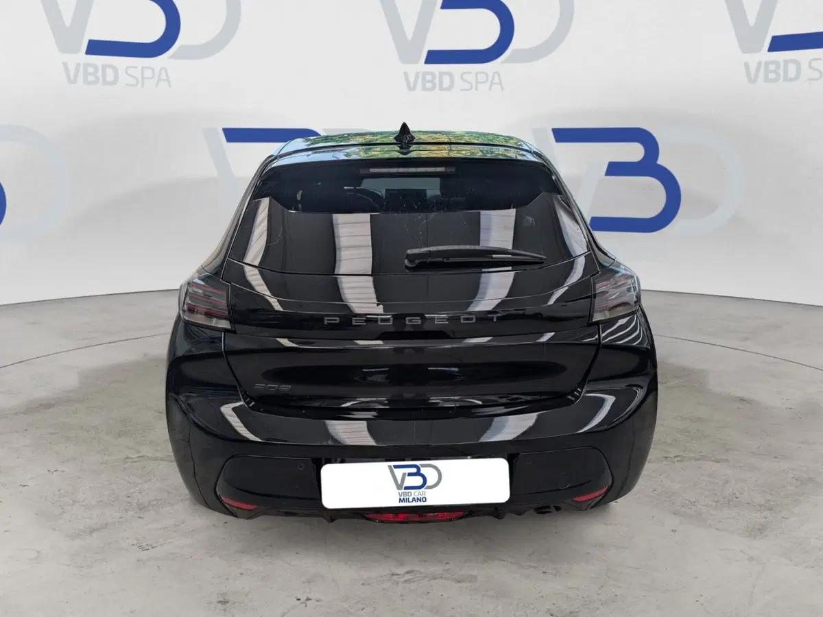 Peugeot 208 usata a Milano (4)