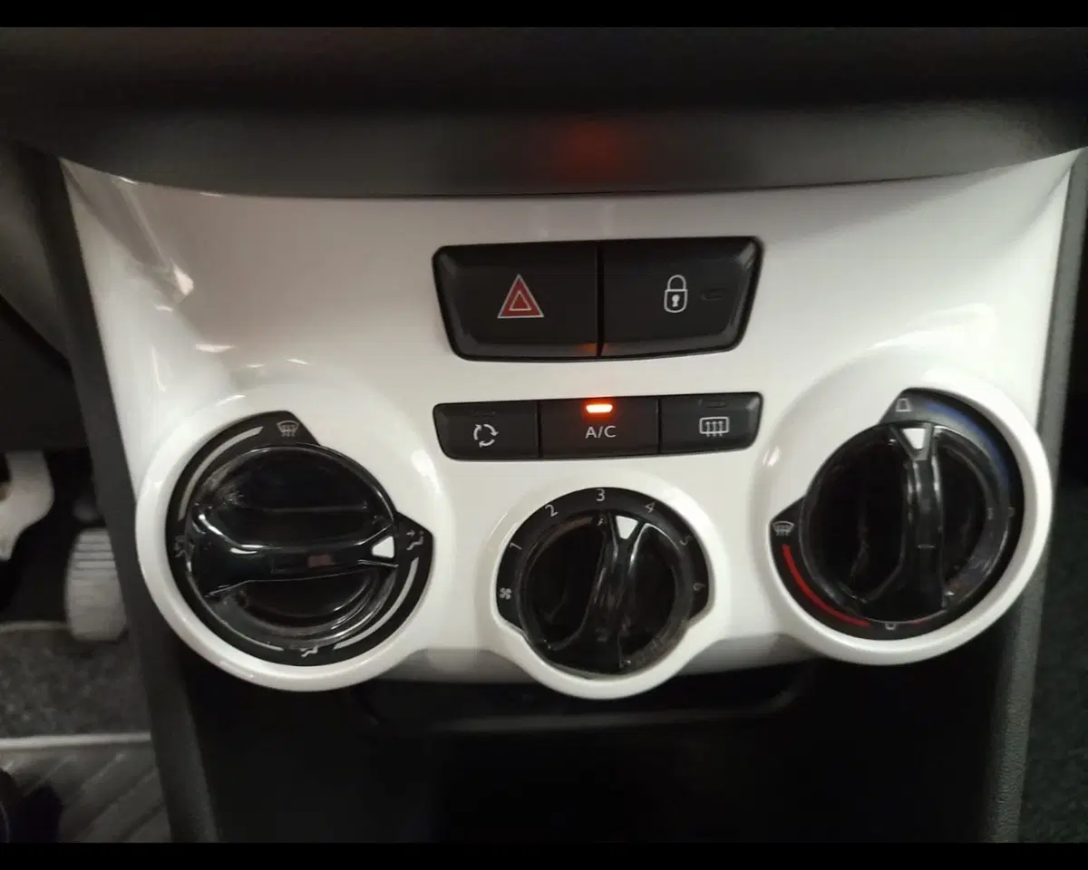 Peugeot 208 usata a Alessandria (13)
