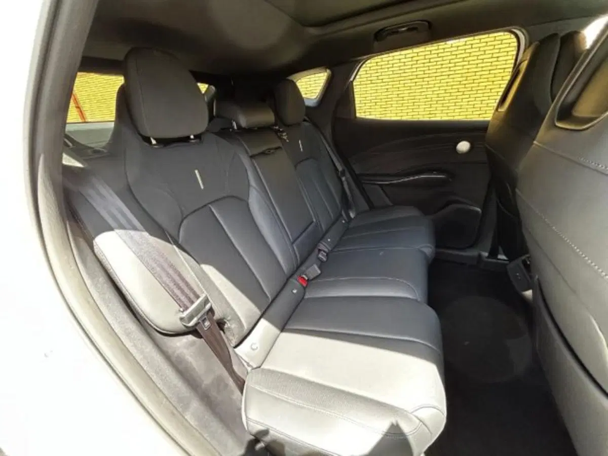 Omoda Omoda 7 SHS-P nuova a Potenza (11)