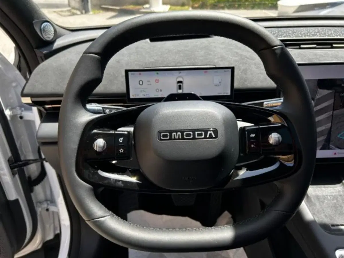 Omoda Omoda 7 SHS-P nuova a Potenza (15)