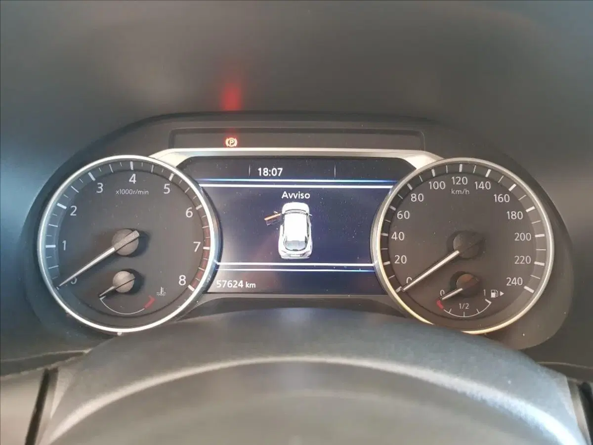 Nissan Juke usata a Lucca (16)