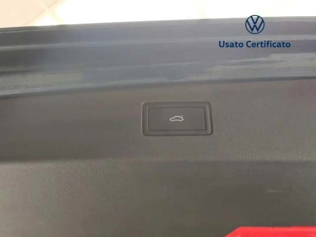 Volkswagen Tiguan usata a Avellino (18)