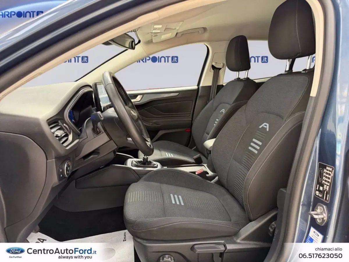 Ford Focus Station Wagon usata a Roma (9)
