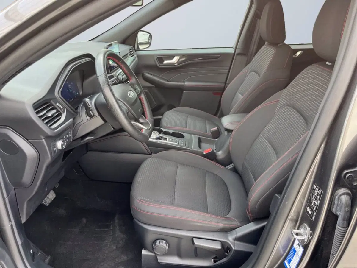 Ford Kuga usata a Milano (10)