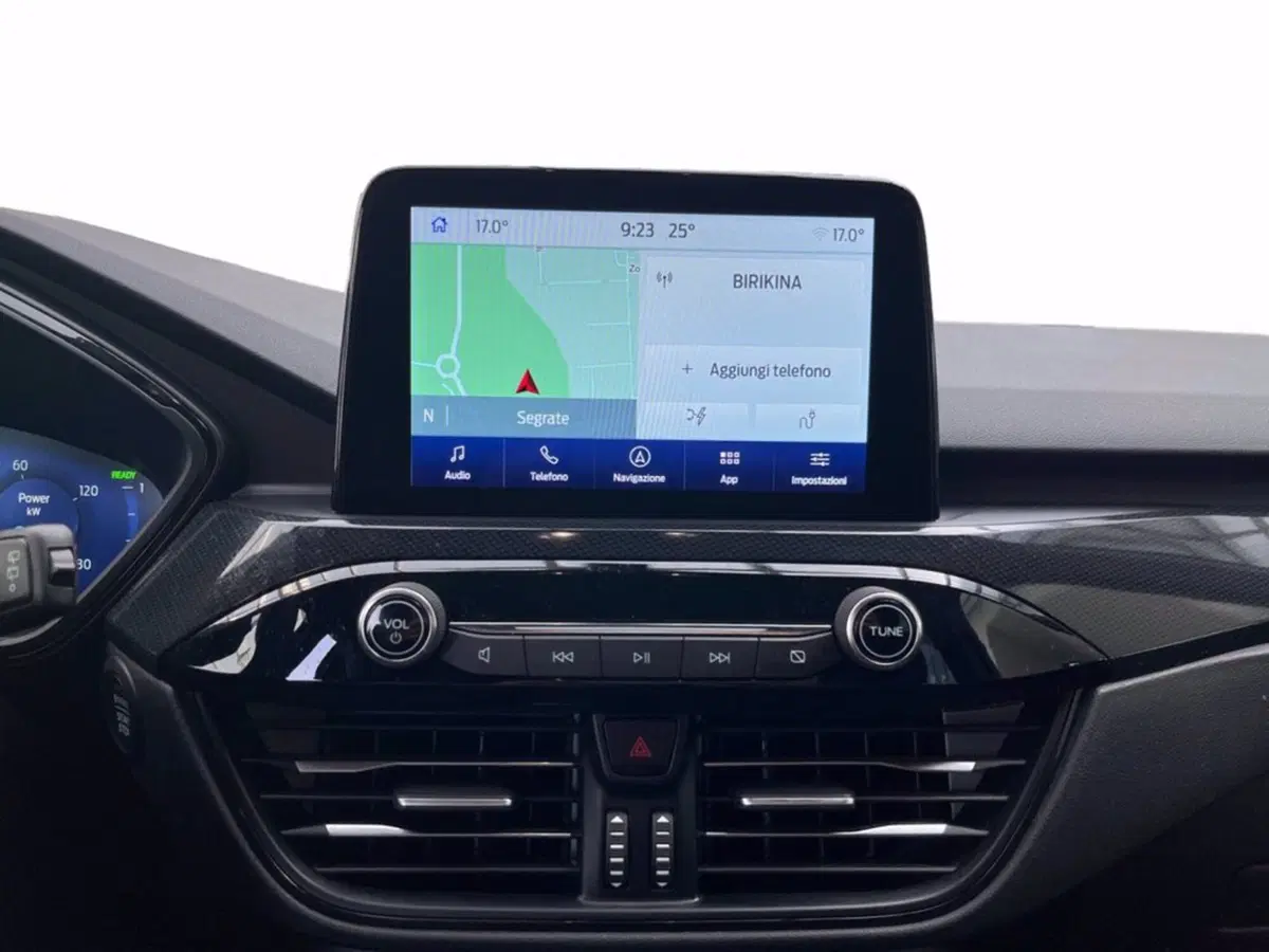 Ford Kuga usata a Milano (14)