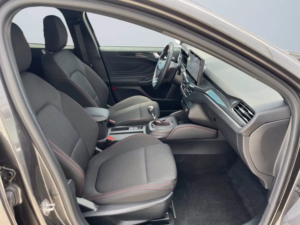 Ford Focus Station Wagon usata a Milano (15)