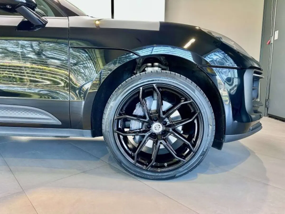 Porsche Macan usata a Torino (4)