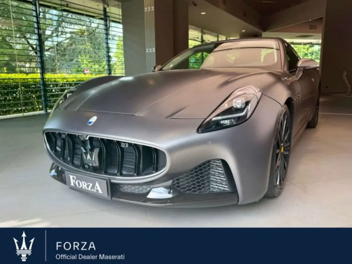 Maserati Granturismo nuova a Torino