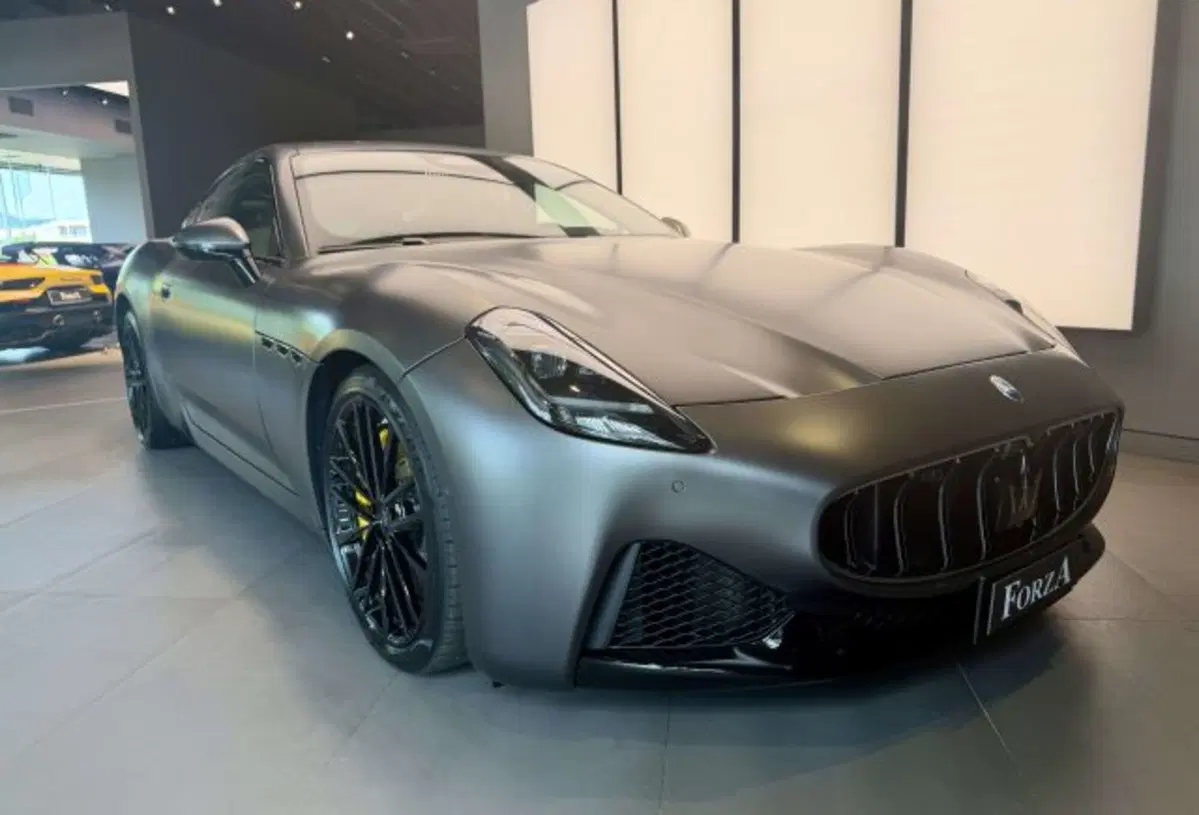 Maserati Granturismo nuova a Torino (3)