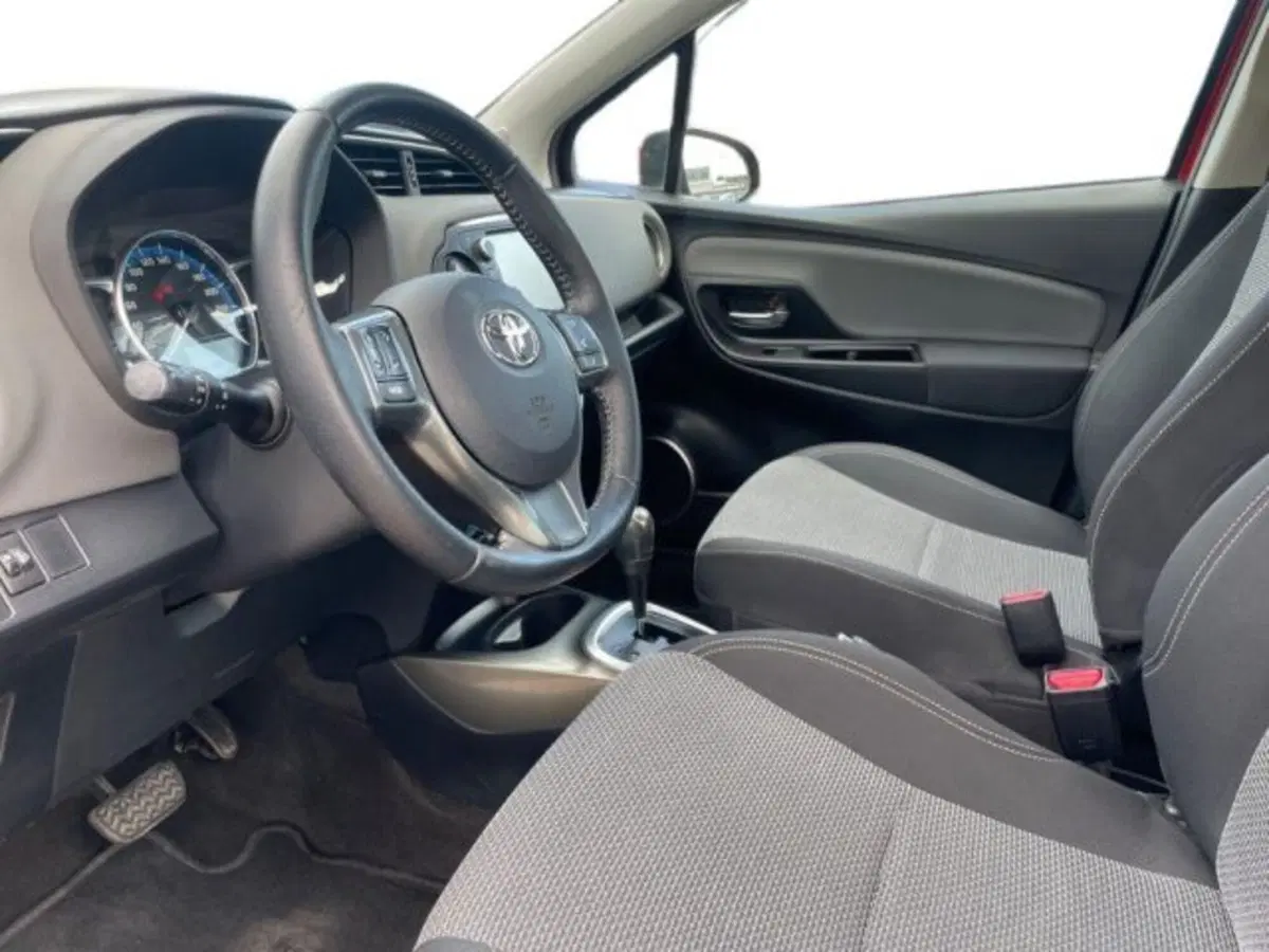 Toyota Yaris Cross usata a Vercelli (7)