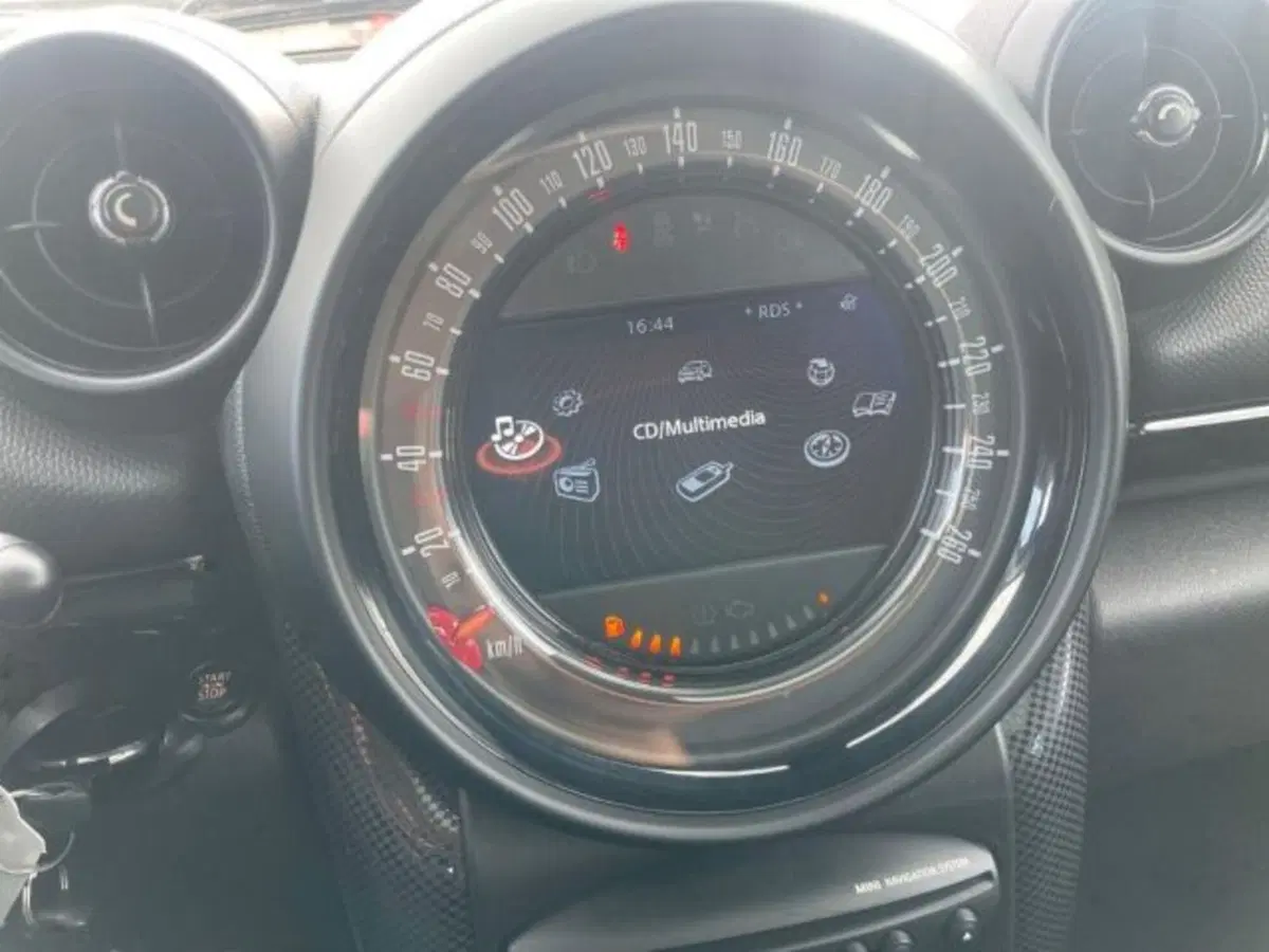 MINI Mini Countryman usata a Vercelli (9)
