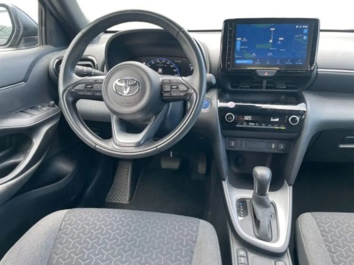 Toyota Yaris Cross usata a Vercelli (8)