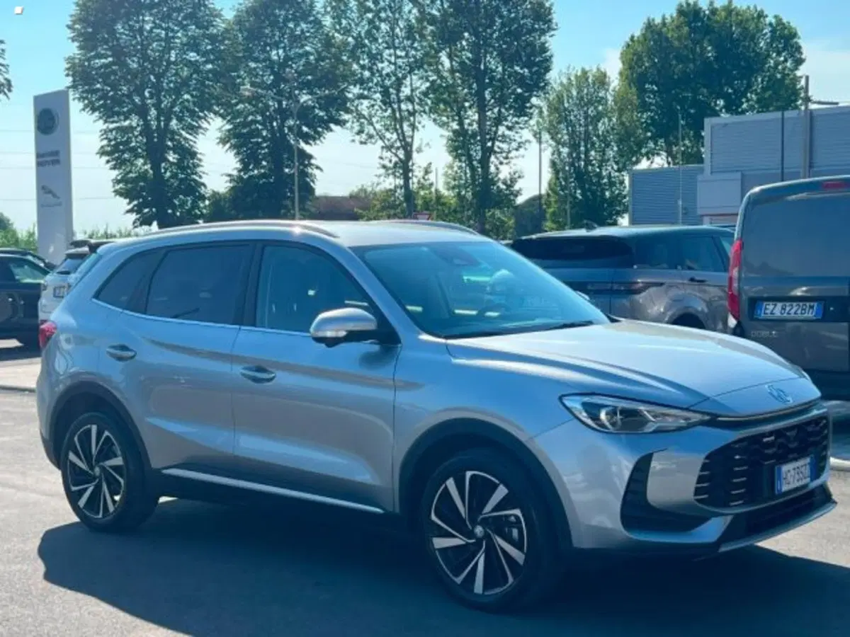 Mg ZS usata a Lucca