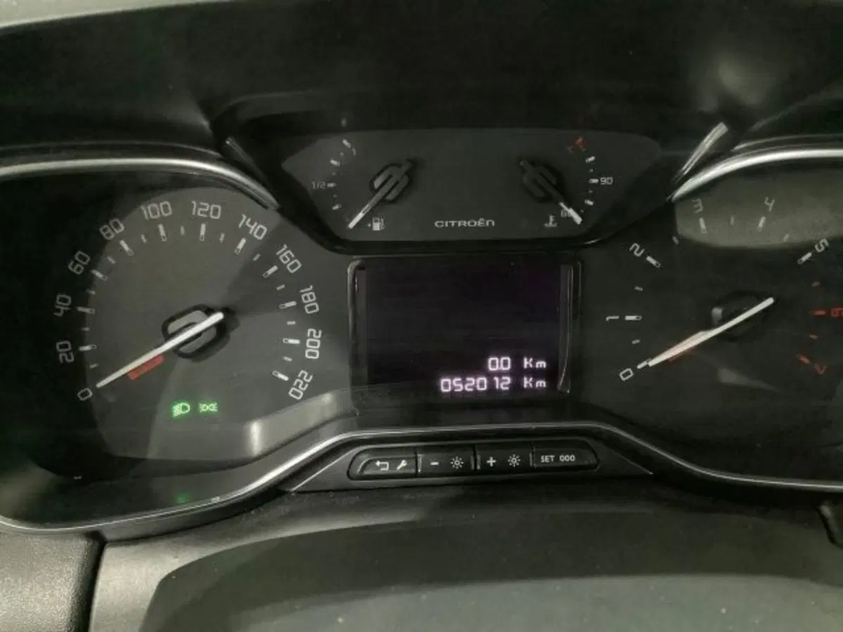 Citroen C3 Aircross usata a Catania (15)