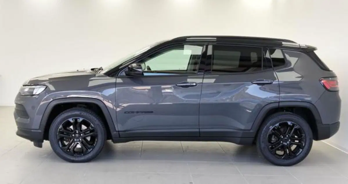 Jeep Compass usata a Como (8)
