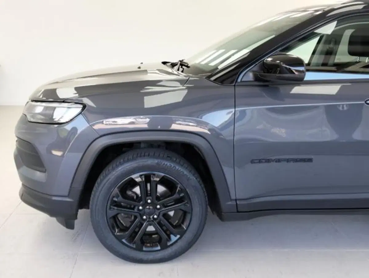 Jeep Compass usata a Como (9)