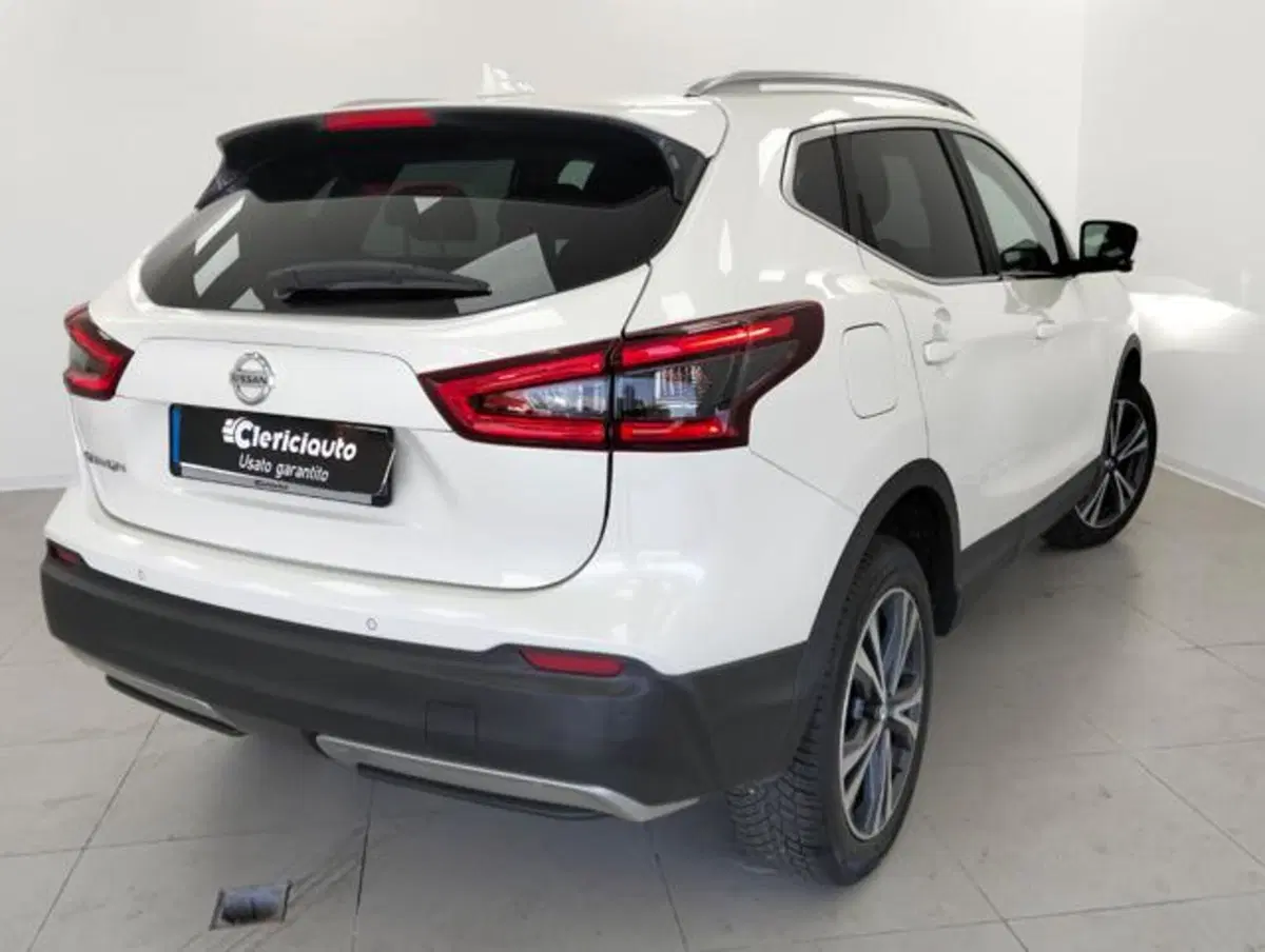 Nissan Qashqai usata a Como (2)