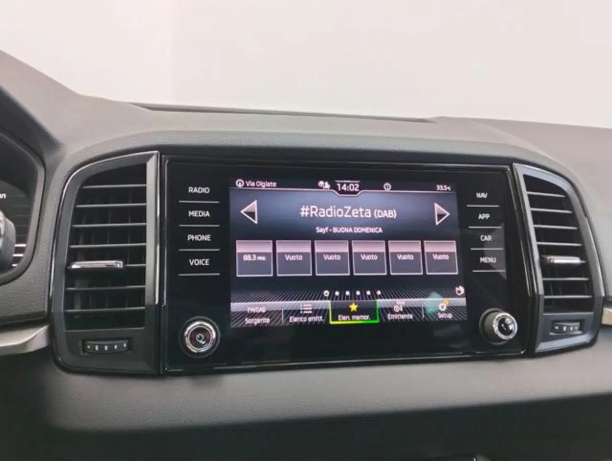 Skoda Karoq usata a Como (13)