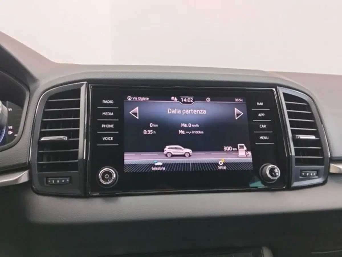 Skoda Karoq usata a Como (16)