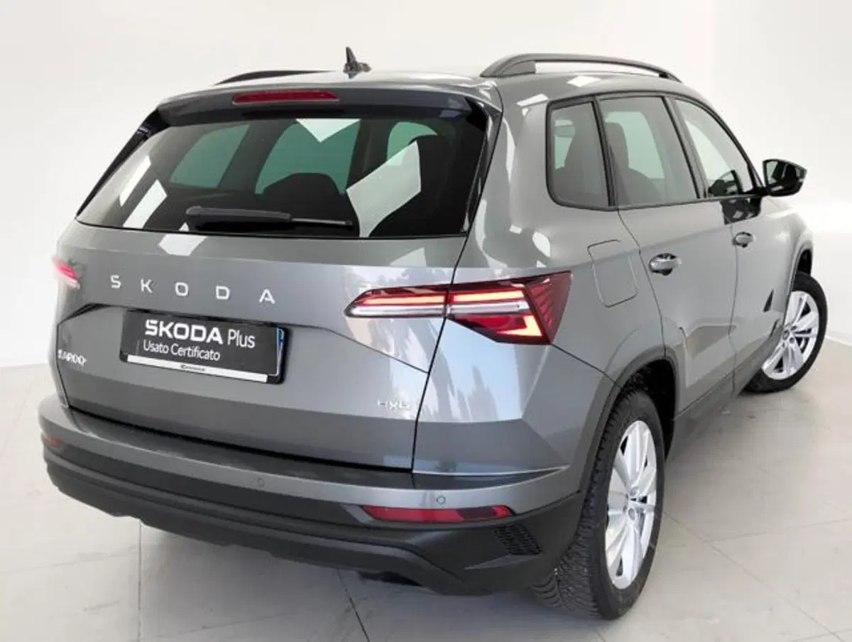 Skoda Karoq usata a Como (2)