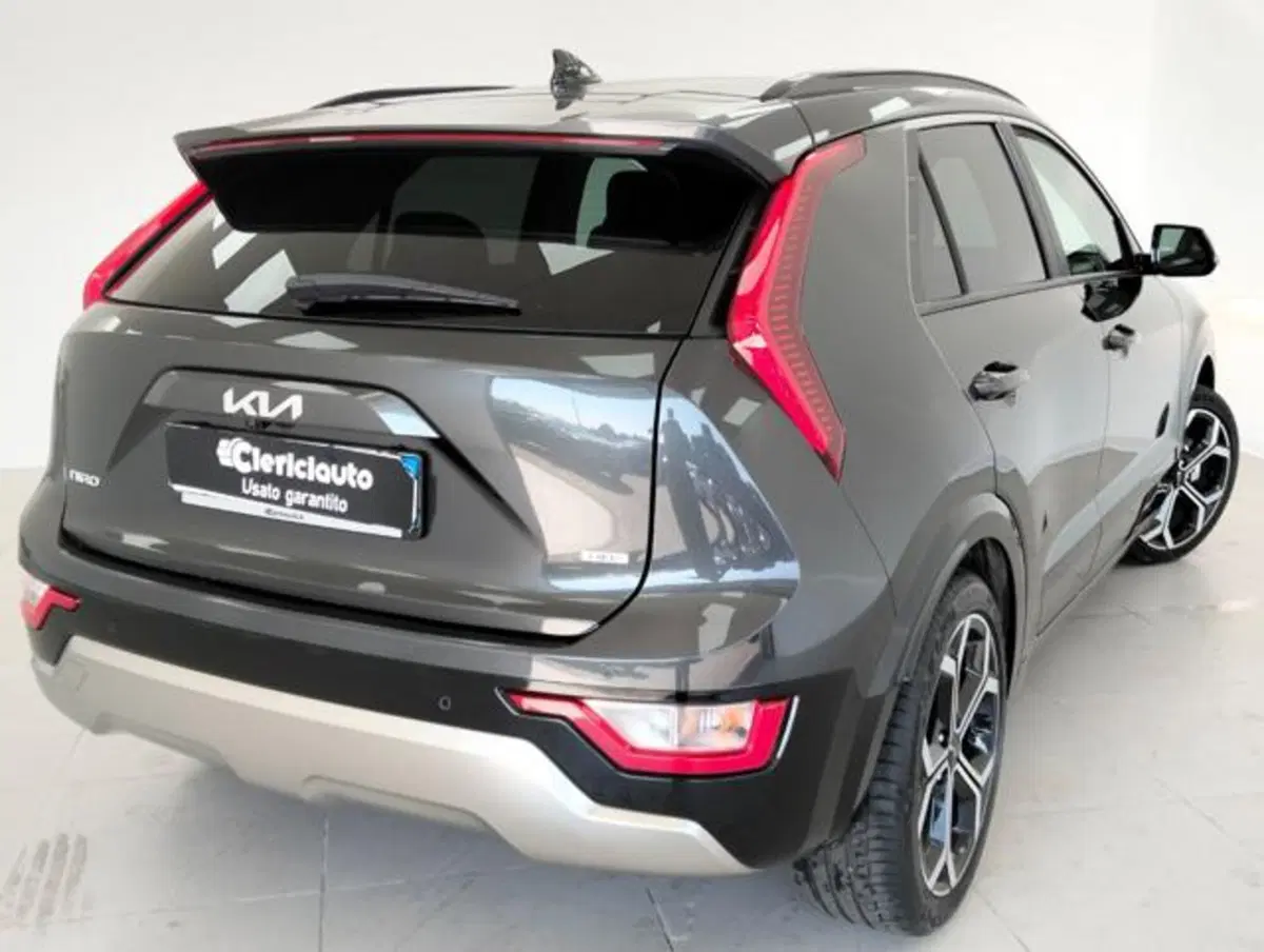Kia Niro usata a Como (2)
