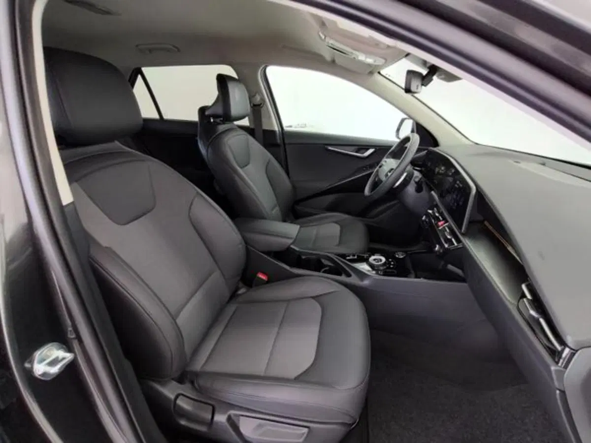 Kia Niro usata a Como (3)