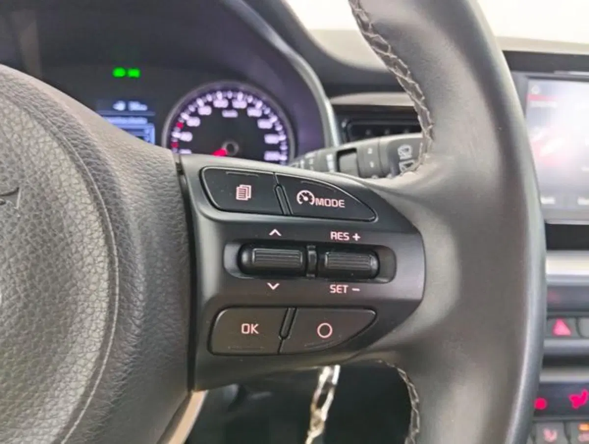 Kia Stonic usata a Como (11)