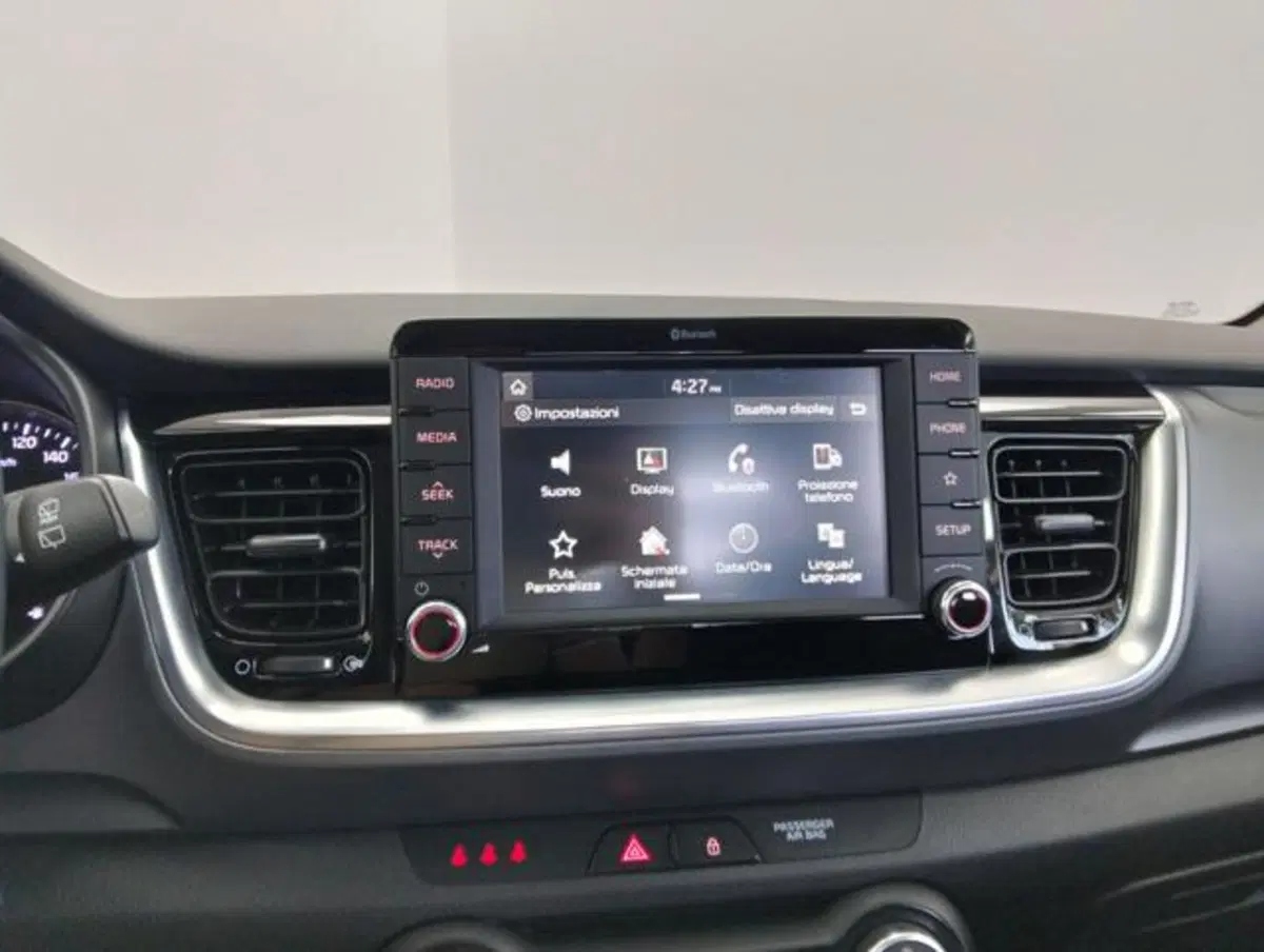 Kia Stonic usata a Como (16)