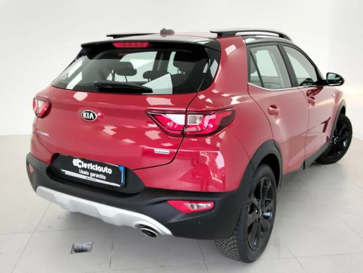Kia Stonic usata a Como (2)
