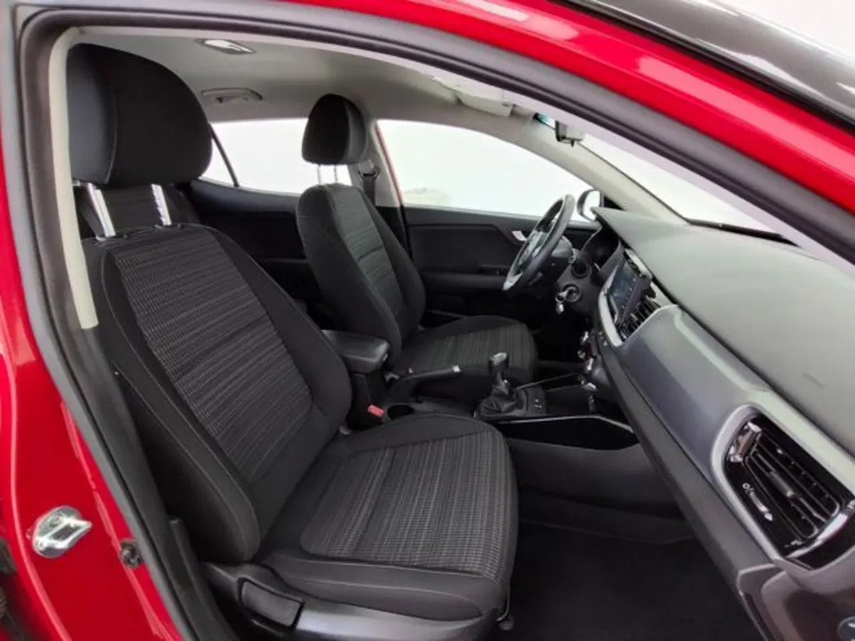 Kia Stonic usata a Como (3)