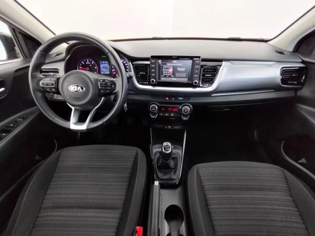 Kia Stonic usata a Como (4)