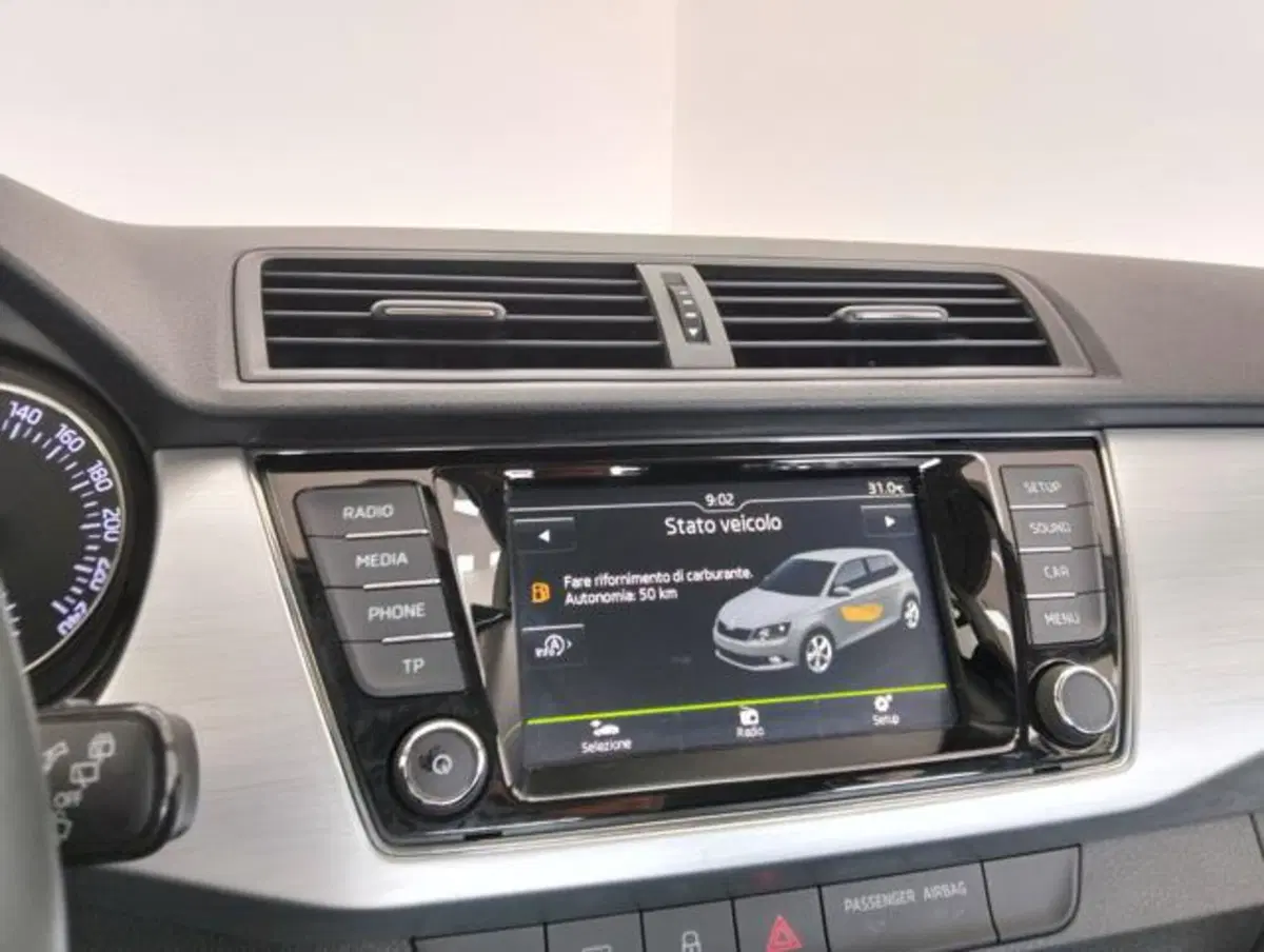 Skoda Fabia usata a Como (12)