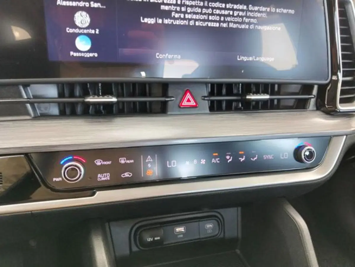 Kia Sportage usata a Como (16)