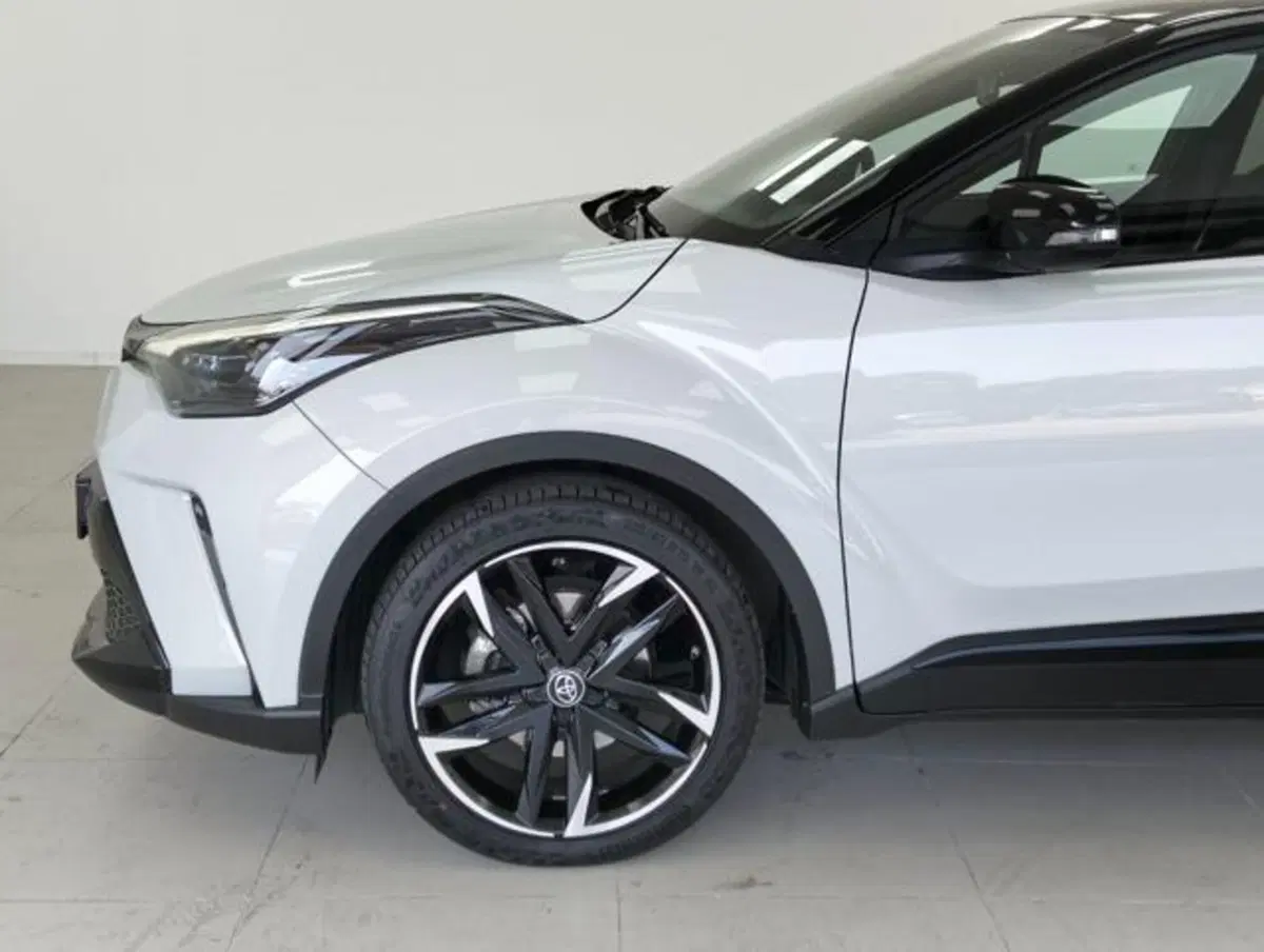 Toyota Toyota C-HR usata a Como (9)