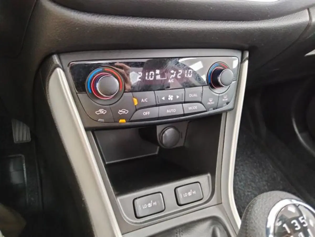 Suzuki S-Cross usata a Como (17)