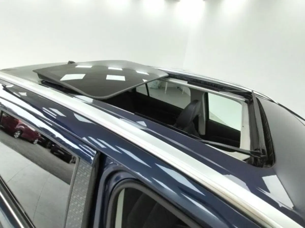 Suzuki S-Cross usata a Como (19)