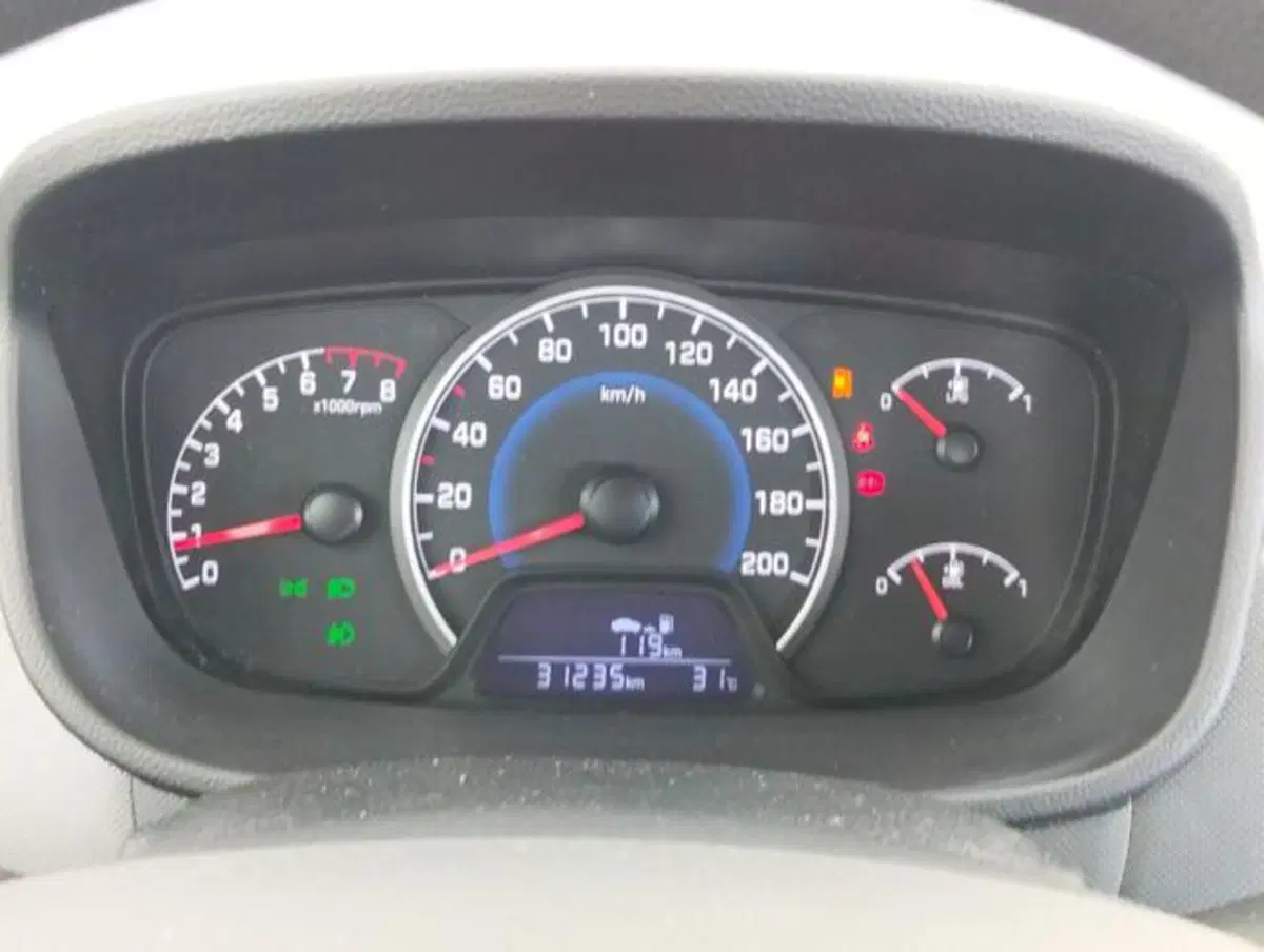 Hyundai i10 usata a Como (10)